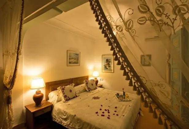 Tek Büyük Yataklı Oda (Hanane)