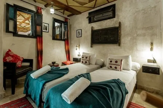 Tek Büyük Yataklı Oda, Özel Banyo (Chambre Cannelle)