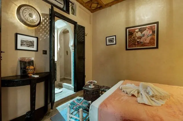 Tek Büyük Yataklı Oda, Özel Banyo (Chambre Gingembre)