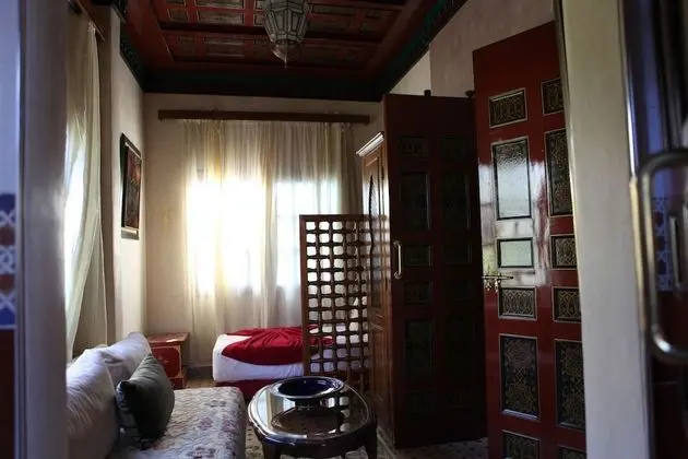 Deluxe Tek Büyük veya İki Ayrı Yataklı Oda, 1 Yatak Odası, Banyolu/Duşlu, Bahçe Manzaralı