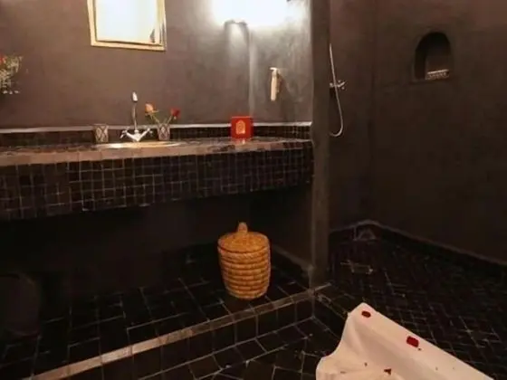 Tek Büyük veya İki Ayrı Yataklı Oda, Özel Banyo