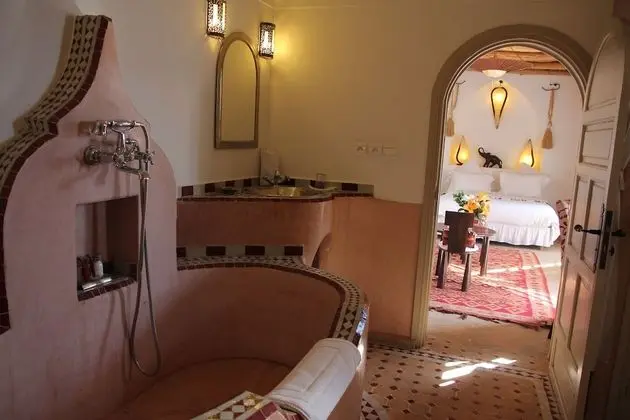 Luxury Tek Büyük Yataklı Oda