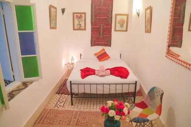 Tek Büyük Yataklı Oda (Flowers)