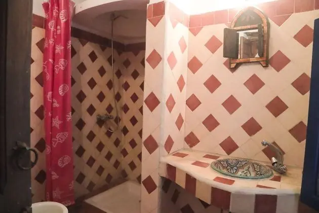 Üç Kişilik Oda (Red Carpet)