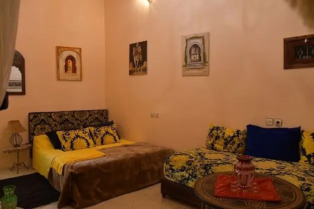 Tek Büyük Yataklı Oda (Fez)
