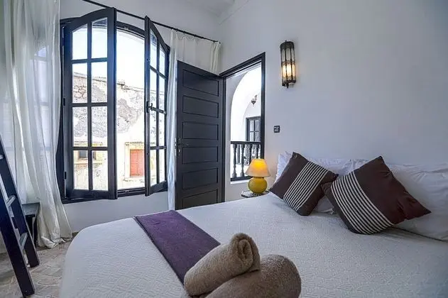 Comfort Tek Büyük Yataklı Oda