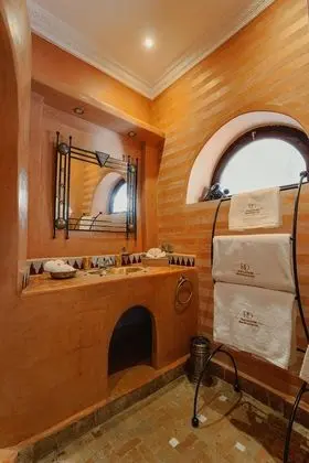 Premier Tek Büyük Yataklı Oda (Malika)