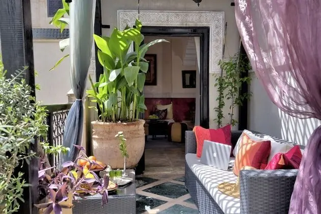 Comfort Tek Büyük Yataklı Oda (Attarine)