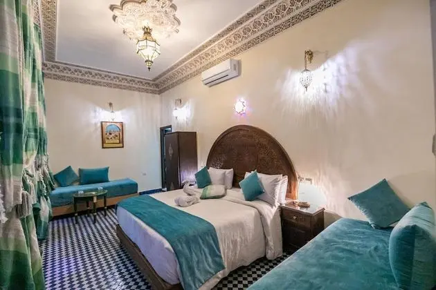 Deluxe Dört Kişilik Oda (Azrou)