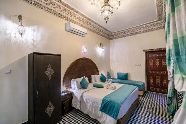 Deluxe Dört Kişilik Oda (Azrou)
