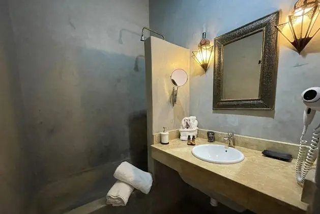 Family Oda, 1 Yatak Odası, Banyolu/Duşlu, Avlu Manzaralı