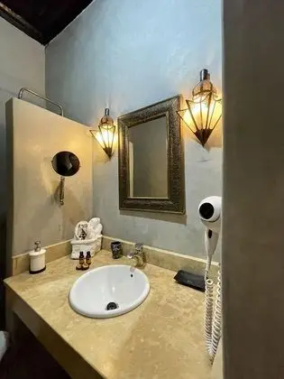 Family Oda, 1 Yatak Odası, Banyolu/Duşlu, Avlu Manzaralı