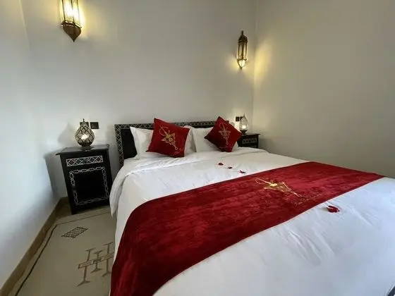 Standard Tek Büyük Yataklı Oda, 1 Yatak Odası, Özel Banyo, Avlu Manzaralı