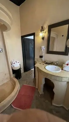 Standard Tek Büyük Yataklı Oda, 1 Yatak Odası, Özel Banyo, Avlu Manzaralı