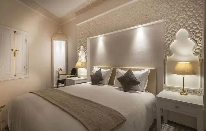 Standard Tek Büyük Yataklı Oda