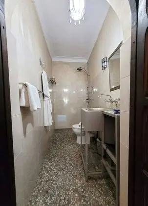 Standard Tek Büyük Yataklı Oda, Banyolu/Duşlu (Chambre )