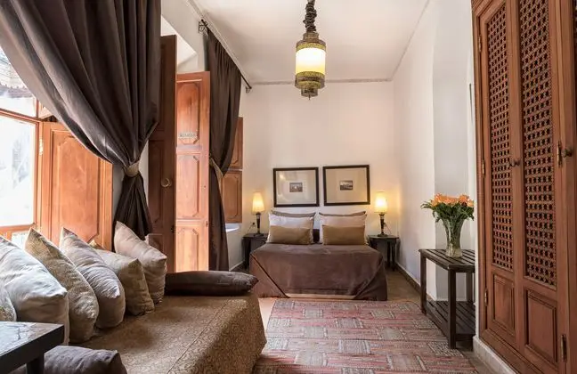 Çift ​​kişilik Superior