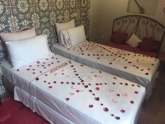 Standard Tek Büyük Yataklı Oda, Avlu Manzaralı, Zemin Kat