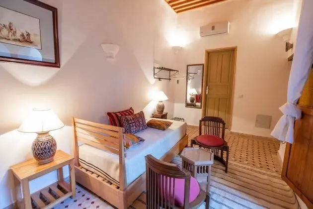 Comfort Üç Kişilik Oda, 1 Büyük (Queen) Boy Yatak ve Çekyat, Sigara İçilmez, Balkon