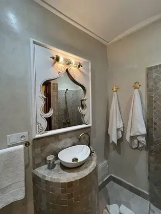 Standard Tek Büyük Yataklı Oda, Özel Banyo (Khenifra )