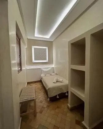 Üç Kişilik Oda, Özel Banyo (Oujda )