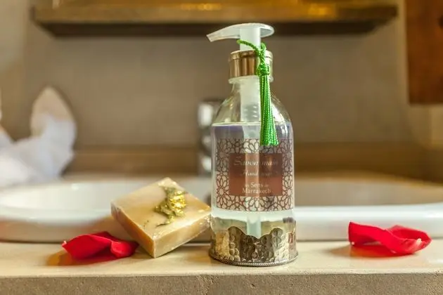 Standard Tek Büyük veya İki Ayrı Yataklı Oda, Özel Banyo (Kamelia)