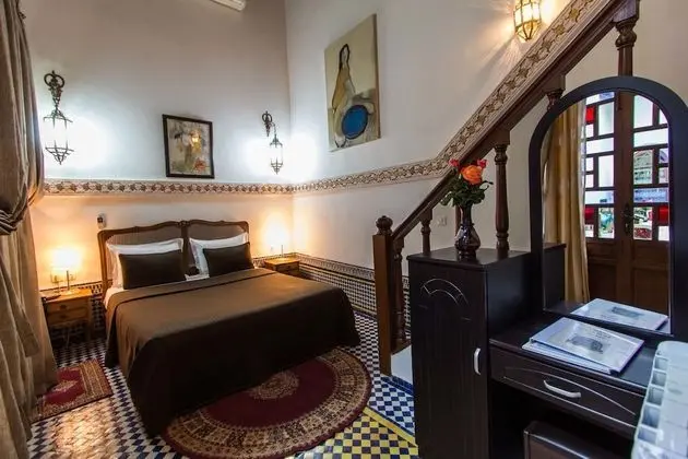 Grand Süit, Avlu Manzaralı (Grenade)