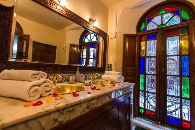 Grand Süit, Avlu Manzaralı (Grenade)