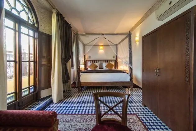 Grand Süit, Teras, Avlu Manzaralı (Grenade - Azur)