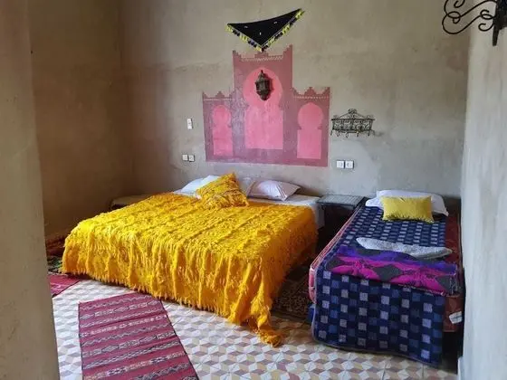 Üç Kişilik Oda, Birden Çok Yatak