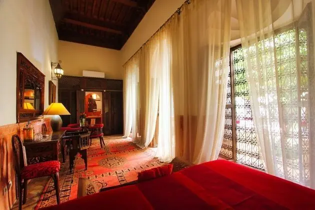 Superior Tek Büyük veya İki Ayrı Yataklı Oda (Etoiles)