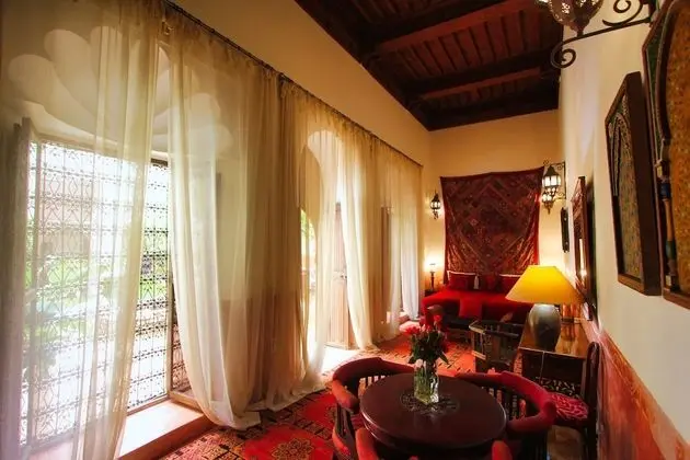 Superior Tek Büyük veya İki Ayrı Yataklı Oda (Etoiles)