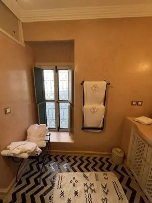 Tek Büyük Yataklı Oda, Özel Banyo (Zaatar)