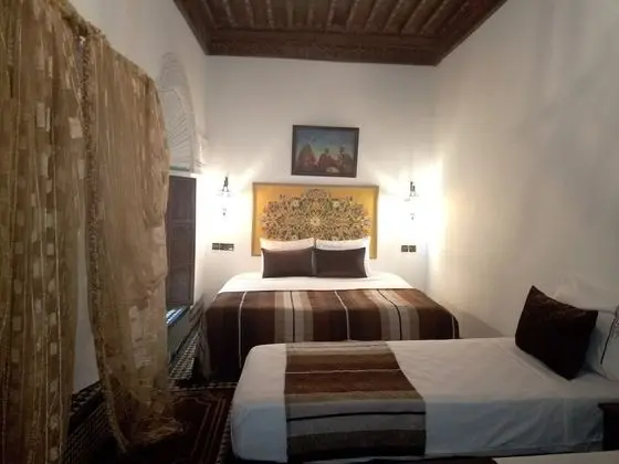 Luxury Dört Kişilik Oda, Avlu Manzaralı