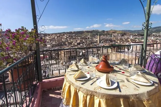 Luxury Oda, Sigara İçilmez, Teras