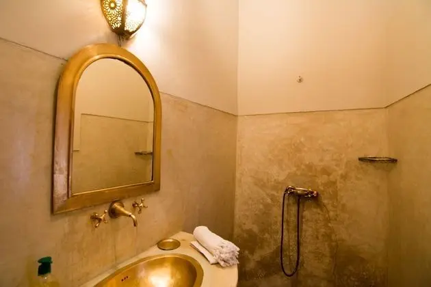 Tek Büyük Yataklı Oda (Zahra)