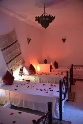 Dört Kişilik Oda, Sigara İçilmez