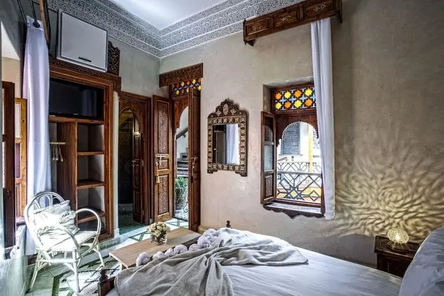 Standard Tek Büyük veya İki Ayrı Yataklı Oda, Avlu