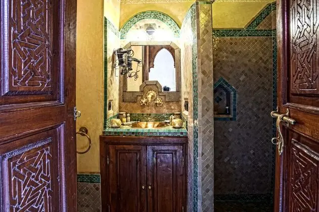 Standard Tek Büyük veya İki Ayrı Yataklı Oda, Avlu