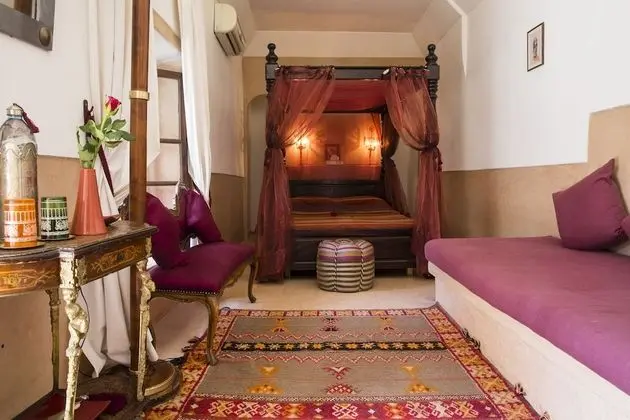 Oda, Sigara İçilmez, Avlu Manzaralı (Ourika)