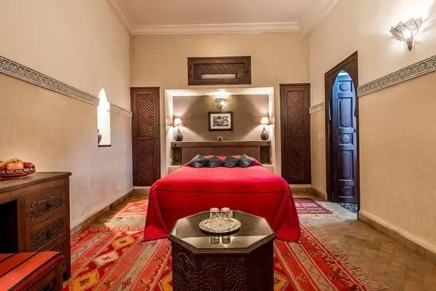 Superior Oda, Havuz Manzaralı