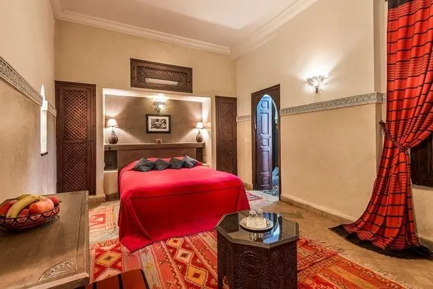 Superior Oda, Havuz Manzaralı