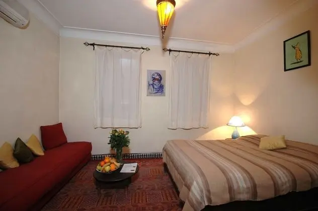 Tek Büyük Yataklı Oda (Saliha)