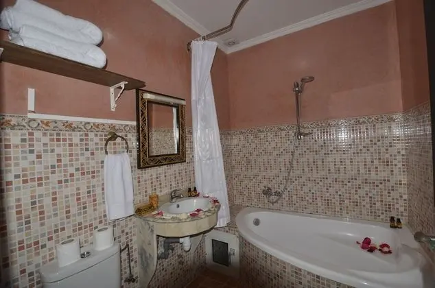 Superior Oda, Balkon