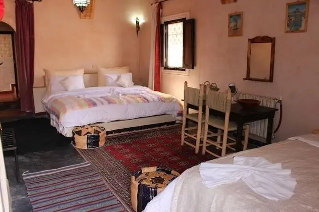Üç Kişilik Oda