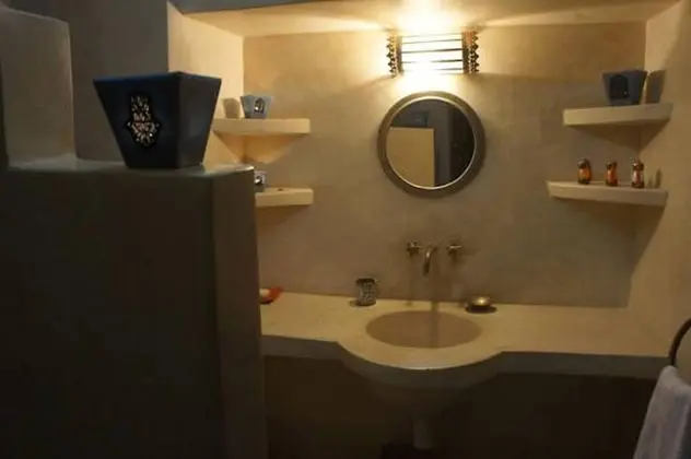 Standard Tek Büyük Yataklı Oda (Rouge)