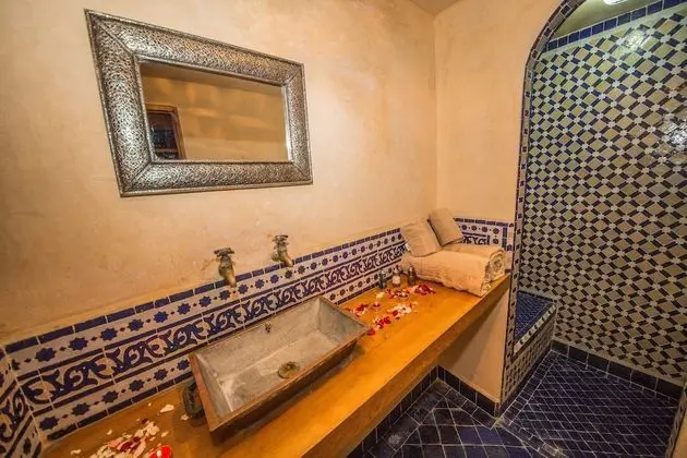 Superior Dört Kişilik Oda (Kamar)