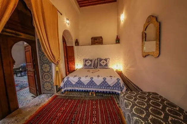 Superior Oda (Zineb)