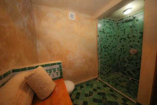 Superior Oda (Zineb)