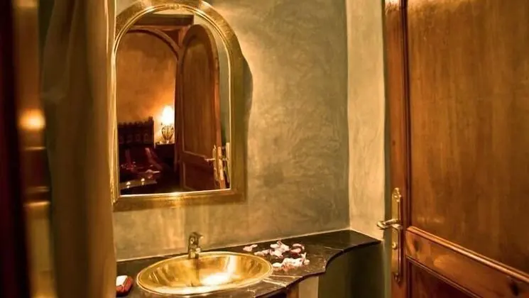 Classic Tek Büyük Yataklı Oda, Bahçe Manzaralı (Yasmina)